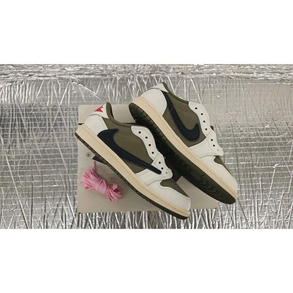 Air Jordan 1 Low OG, Travis Scott Med Olive PS Size- 2.5Y DO5442-200 main image 14